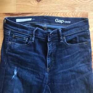 GAP Jeans - Gap resolution true skinny jeans. Size 27 regular! GAP Jeans - Gap resolution true skinny jeans. Size 27 regular!